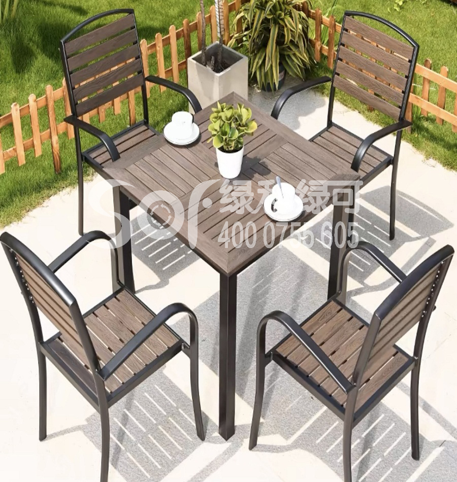 b68cdf12f31fe4512a061f799412976