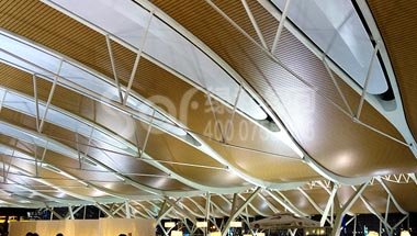 上海浦东机场生态木吊顶